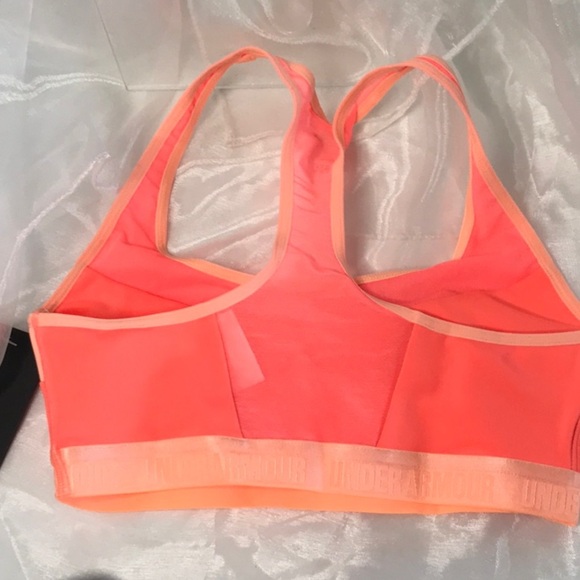 Under Armour Women's Armour Breathe Bra XS - Picture 3 of 3